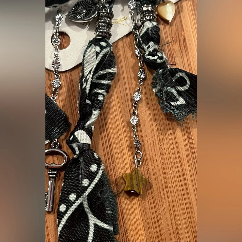 NWT Free People Treasure Me Brooch